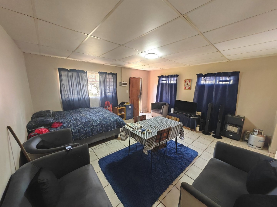 5 Bedroom Property for Sale in Navalsig Free State